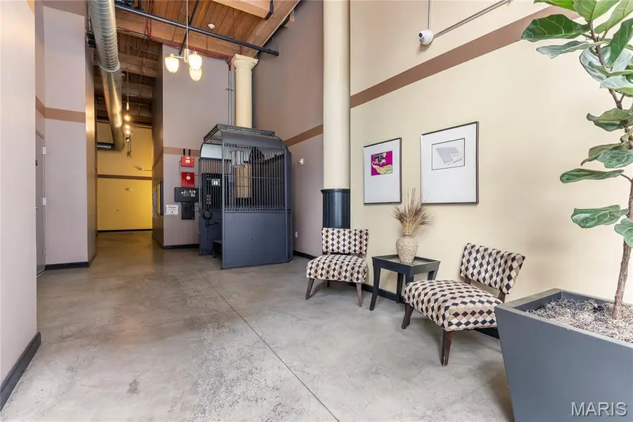 1015 Washington Avenue #501, Saint Louis, MO 63101 - #3