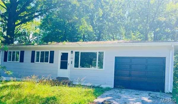 Address Withheld By Seller, St Louis, MO 63121