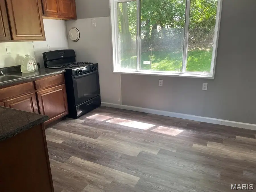 Address Withheld By Seller, Saint Louis, MO 63121 - #3