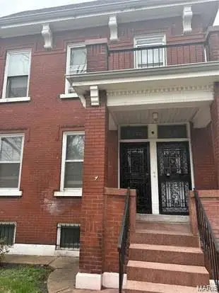4830 Ashland Avenue, St Louis, MO 63115