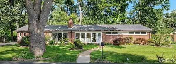 416 Tanglewood Drive, Ladue, MO 63124