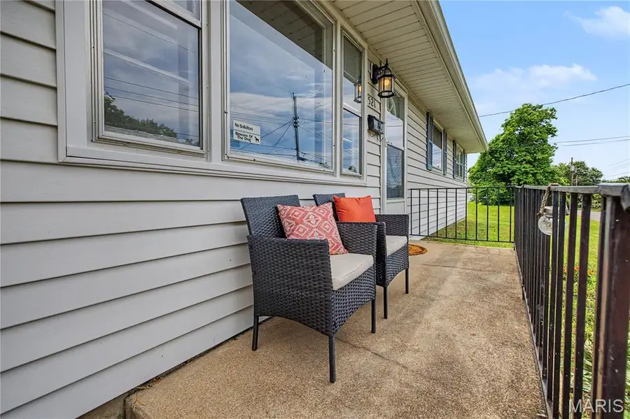 521 E 7th Street, Washington, MO 63090 - #3