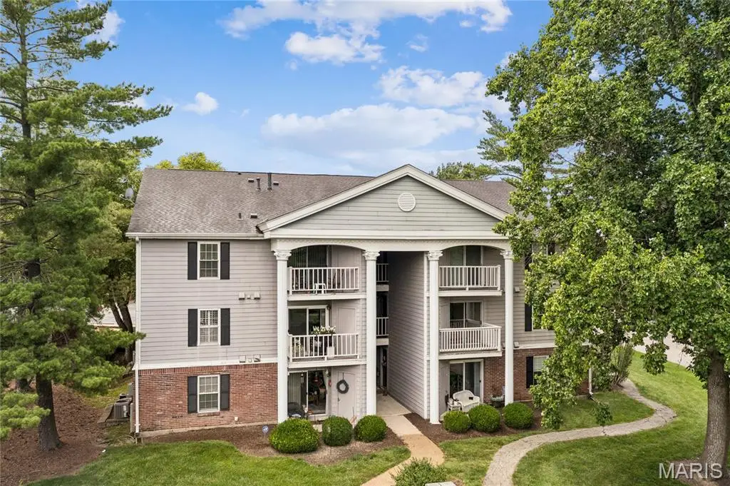 12818 Portulaca Drive #E, Saint Louis, MO 63146 - #1