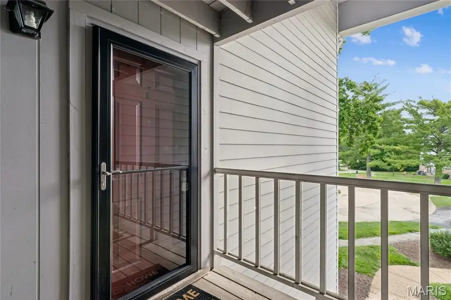 12818 Portulaca Drive #E, Saint Louis, MO 63146 - #2