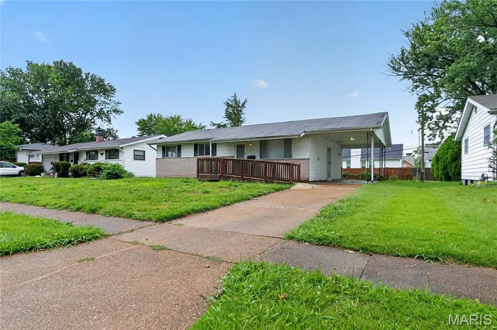 495 Benne Drive, Florissant, MO 63031 - #1