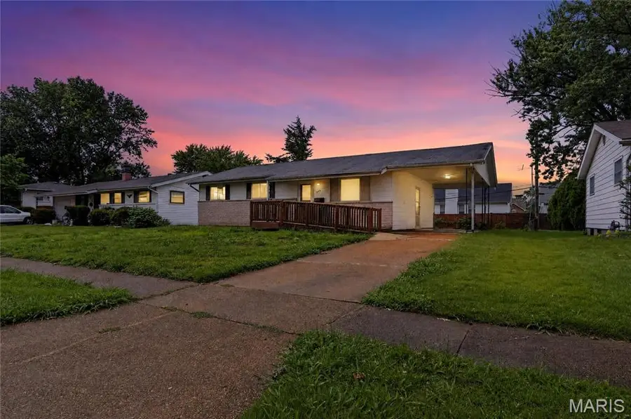 495 Benne Drive, Florissant, MO 63031 - #2