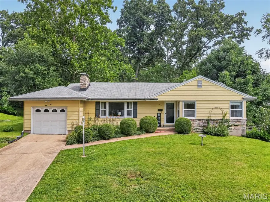 439 Fieldcrest Drive, Webster Groves, MO 63119 - #3