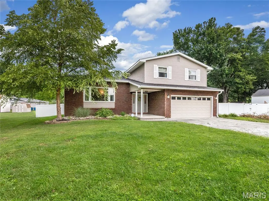 202 Willow Drive, Collinsville, IL 62234 - #1