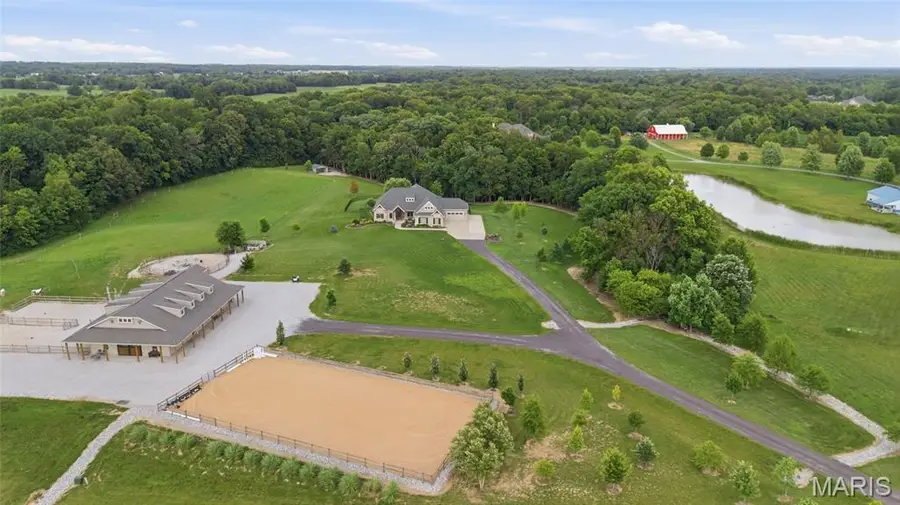 9420 Gilmore Lake Road, Columbia, IL 62236 - #2