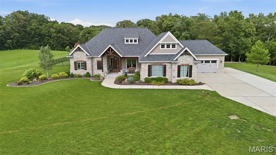 9420 Gilmore Lake Road, Columbia, IL 62236 - #3