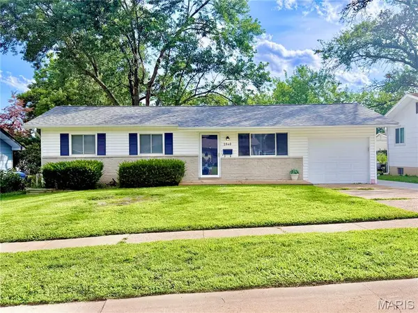 2040 David Drive, Florissant, MO 63031