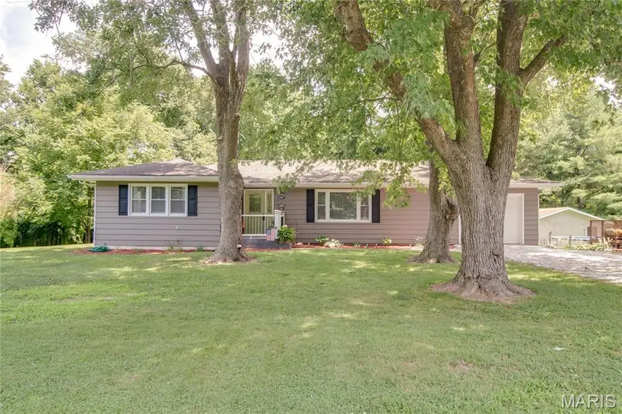 6607 Wenzel Road, Alton, IL 62002 - #3