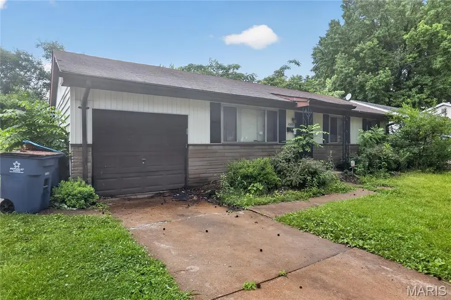 10061 Lilac Avenue, Saint Louis, MO 63137 - #3