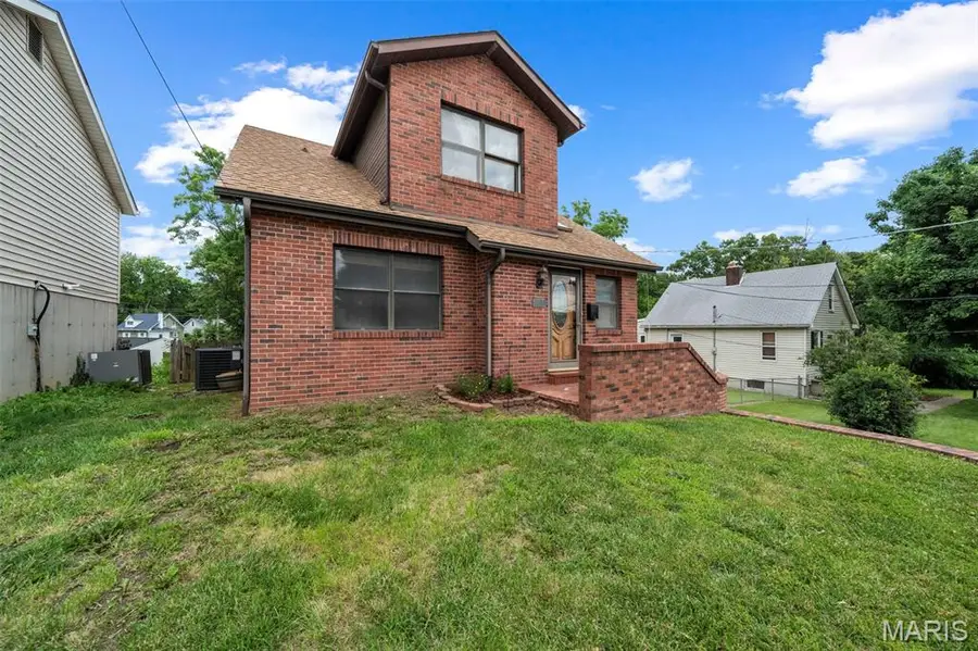 9715 Big Bend Boulevard, Saint Louis, MO 63122 - #2