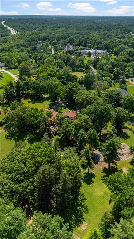 1601 S Warson Road, Ladue, MO 63124