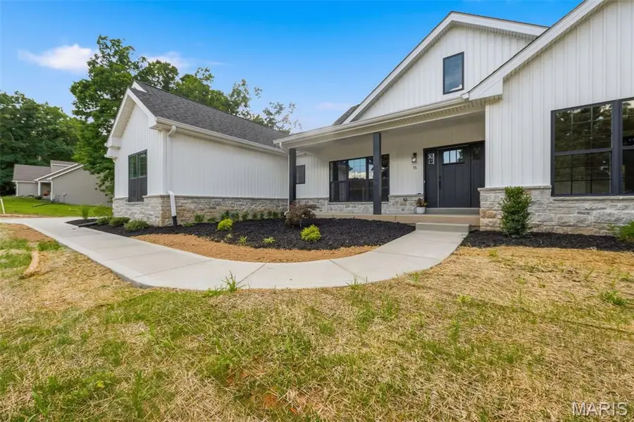 15 Woodline Drive, Winfield, MO 63389 - #3