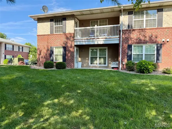 406 S Church Street #416, St Peters, MO 63376
