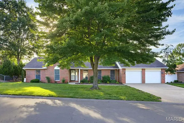 1736 Sherwood Drive, Cape Girardeau, MO 63701
