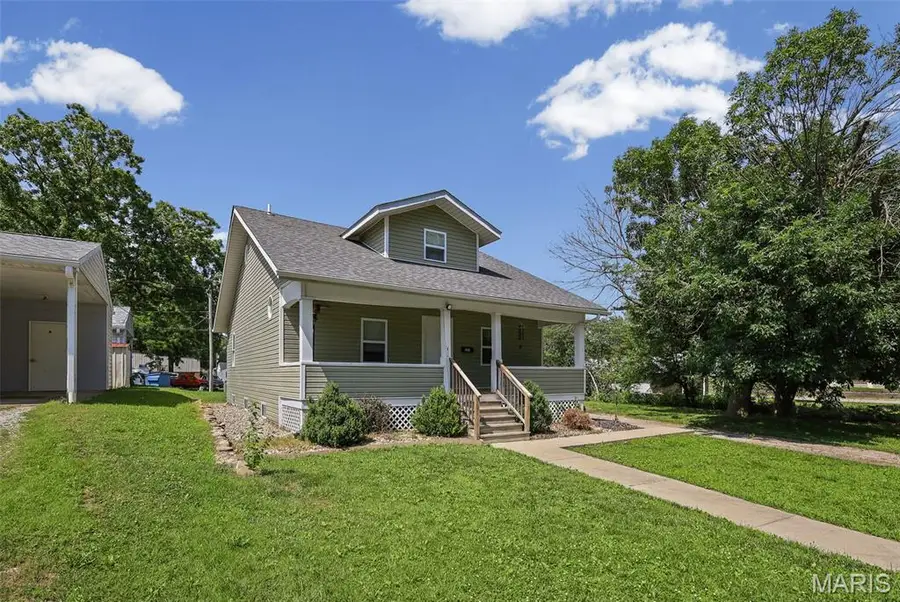 1451 Franklin Street, Carlyle, IL 62231 - #3