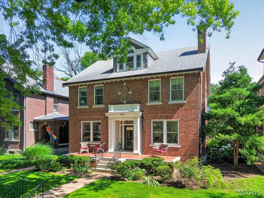 6947 Pershing Avenue, University City, MO 63130 - #1