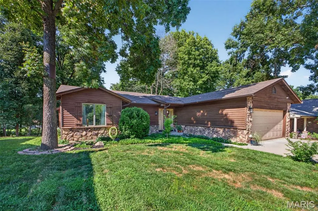 854 Meadowview Lane, Columbia, IL 62236 - #1