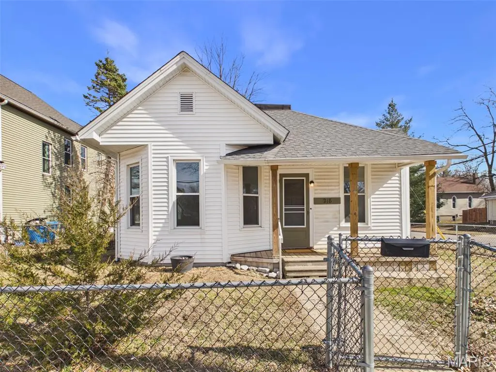 218 S Fillmore Street, Edwardsville, IL 62025 - #1