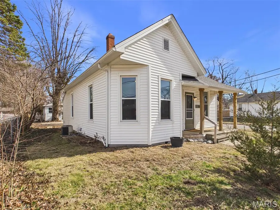 218 S Fillmore Street, Edwardsville, IL 62025 - #3