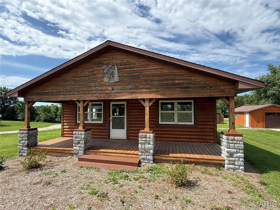 519 E Walnut Street, Perry, MO 63462 - #3