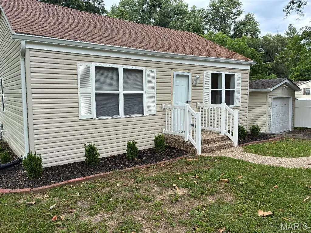 210 W School Street W, Fairview Heights, IL 62208 - #1