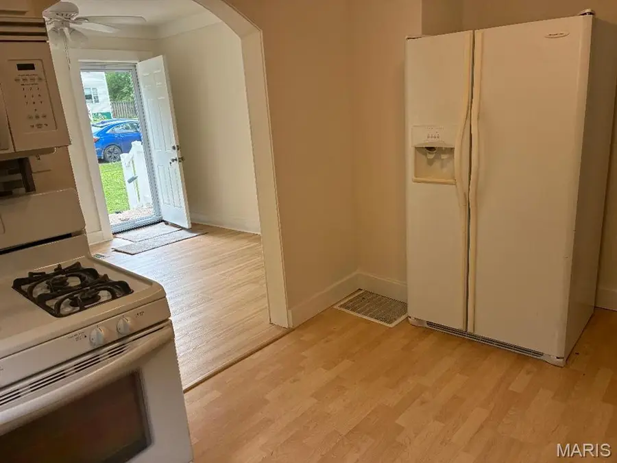 210 W School Street W, Fairview Heights, IL 62208 - #3