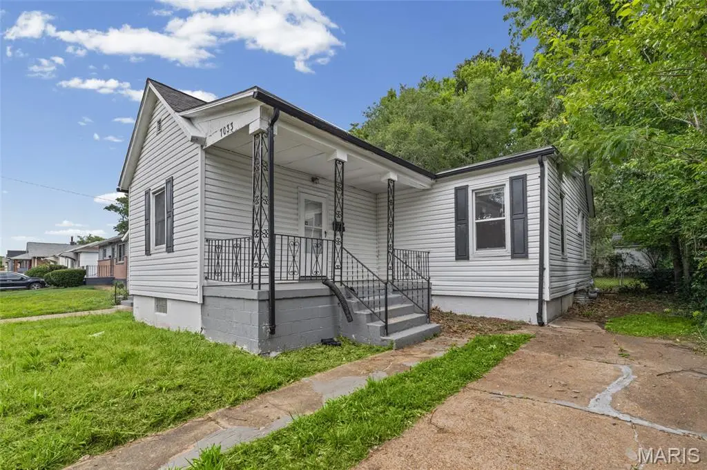 7033 Julian Avenue, University City, MO 63130 - #1