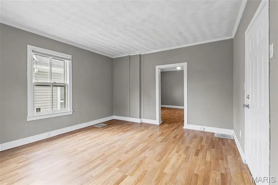 7033 Julian Avenue, University City, MO 63130 - #2