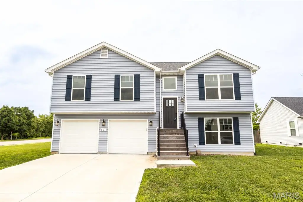 501 Somerset Drive, Pontoon Beach, IL 62040 - #1