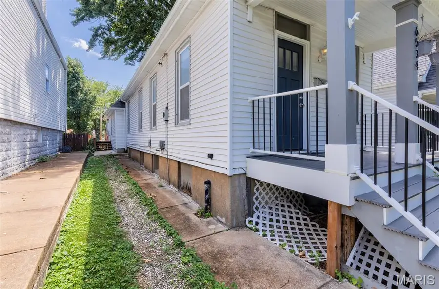 6534 Nashville Avenue, Saint Louis, MO 63139 - #2