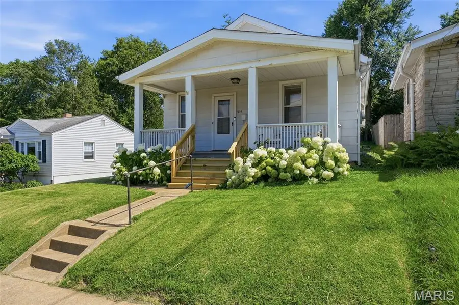 7614 Weaver Avenue, Maplewood, MO 63143 - #2