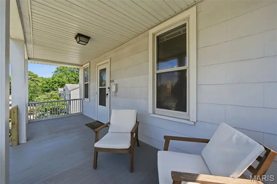7614 Weaver Avenue, Maplewood, MO 63143 - #3