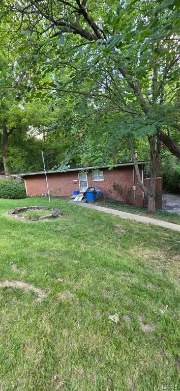 828 Willoway Avenue, East Alton, IL 62024 - #2