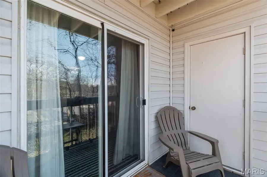 621 S Kirkwood Road #202, Kirkwood, MO 63122 - #2