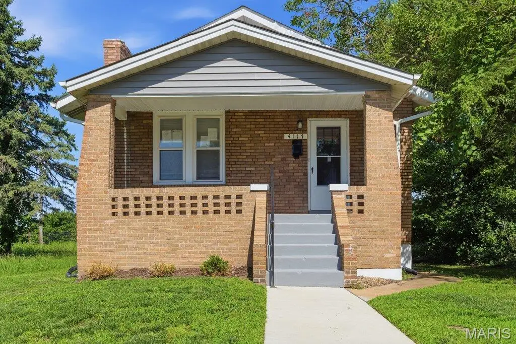 4117 Ravenwood Avenue, Pine Lawn, MO 63121 - #1