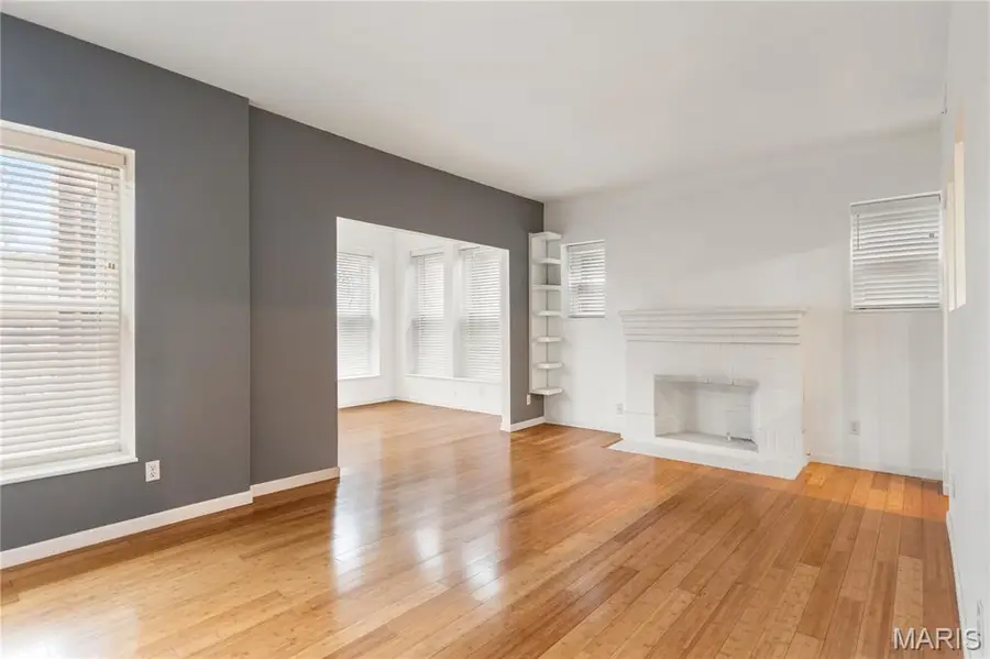 5567 Pershing Avenue #2W, Saint Louis, MO 63112 - #2