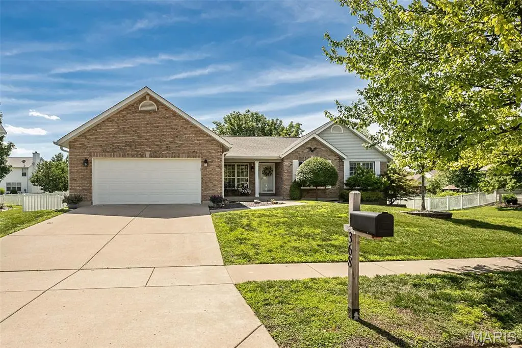 368 Clarendon Lane, Saint Charles, MO 63301 - #1