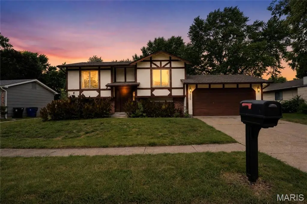 15553 95th Avenue, Florissant, MO 63034 - #1
