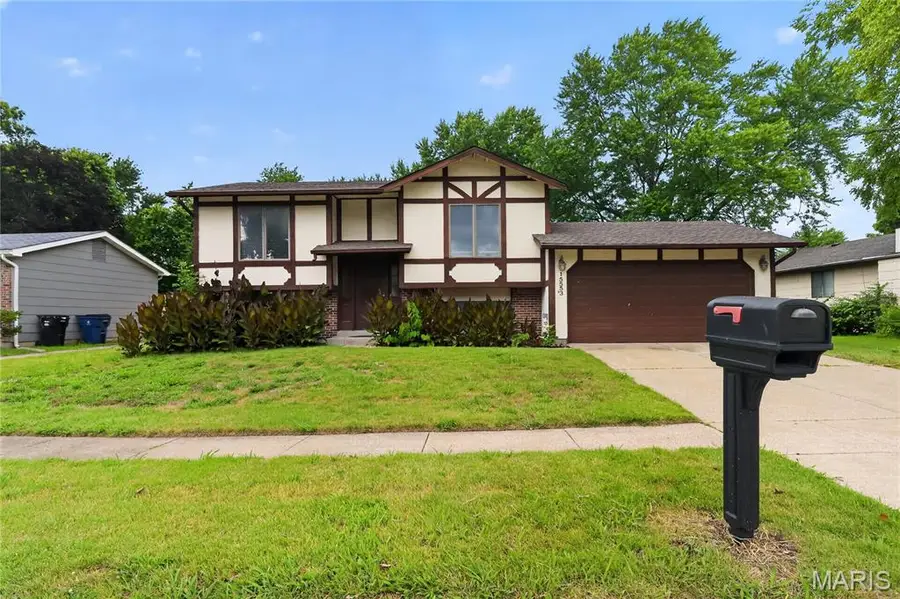 15553 95th Avenue, Florissant, MO 63034 - #2