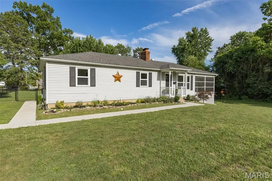 320 Fairview Avenue, Festus, MO 63028 - #2