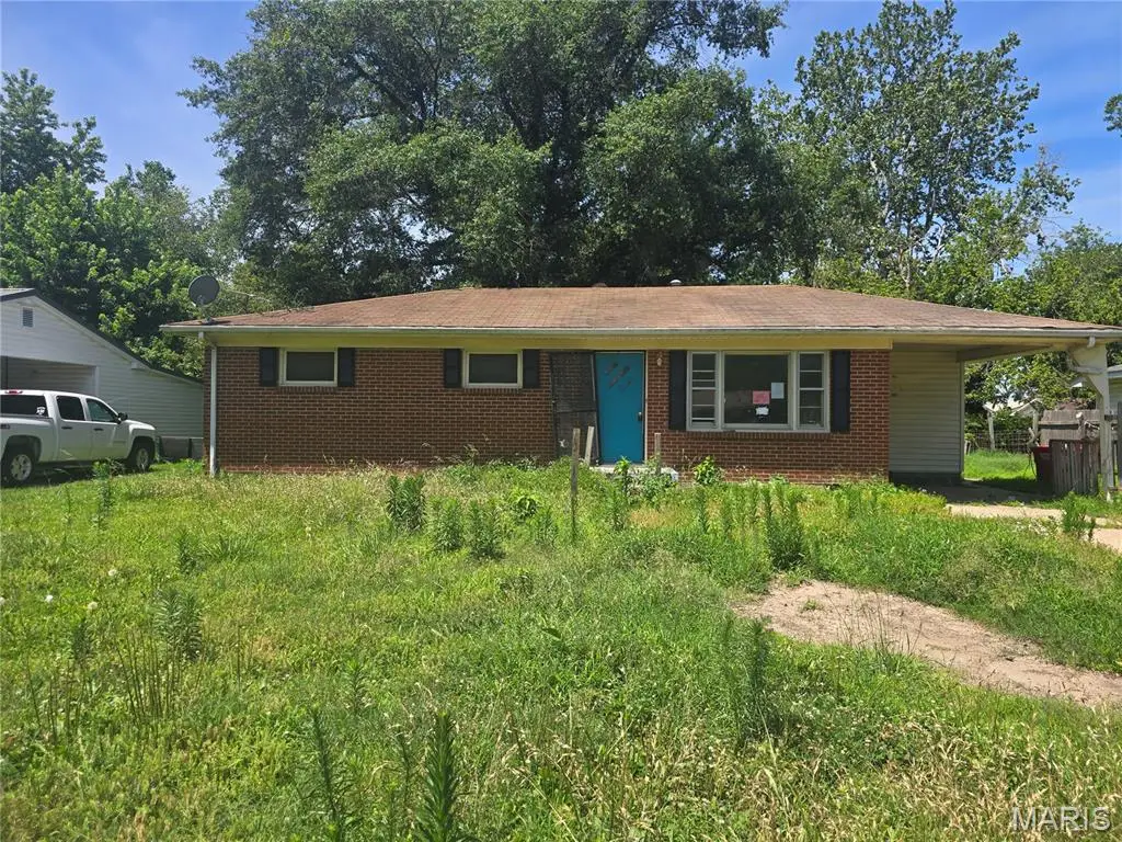 905 S Prairie St, Sikeston, MO 63801 - #1