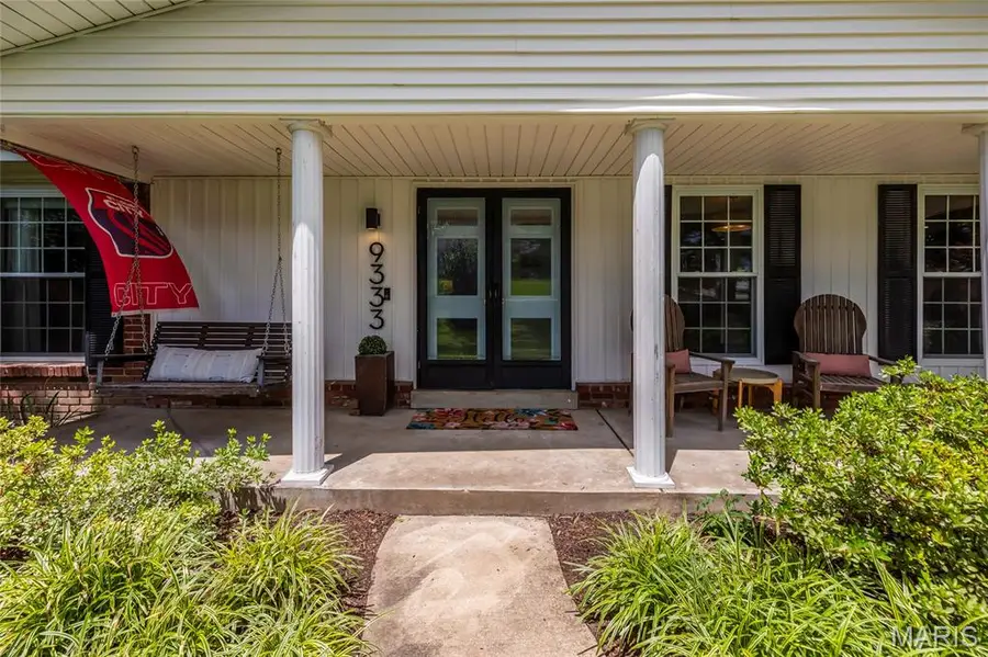 9333 Lincoln Drive, Sunset Hills, MO 63127 - #2