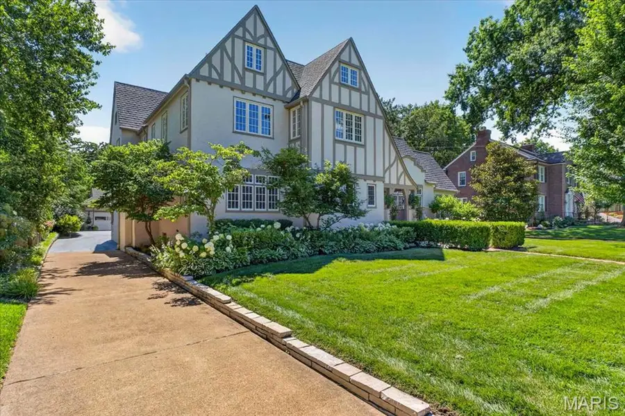 638 Sherwood Drive, Webster Groves, MO 63119 - #2