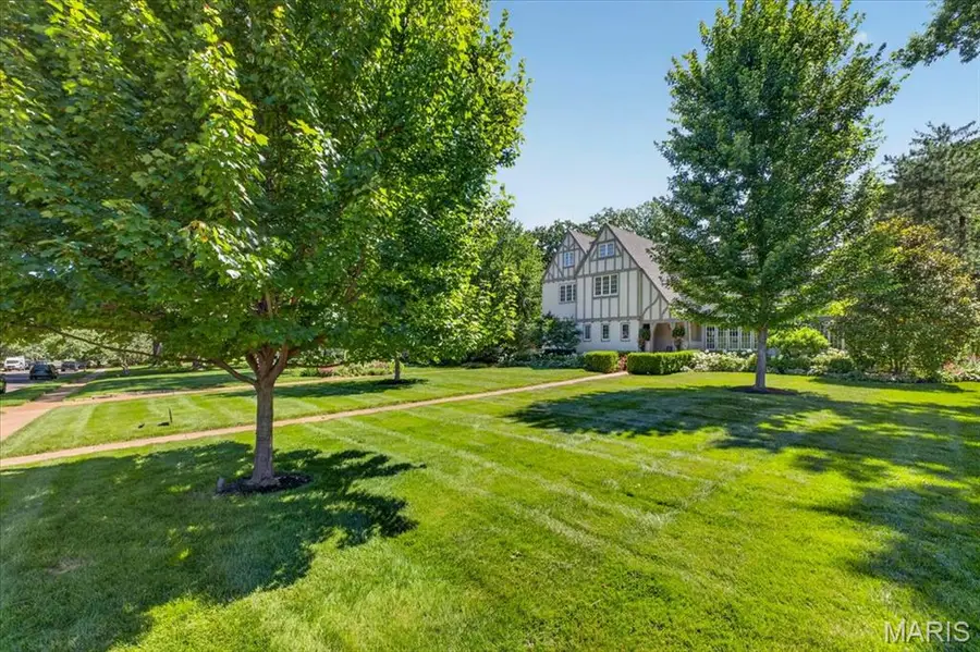 638 Sherwood Drive, Webster Groves, MO 63119 - #3