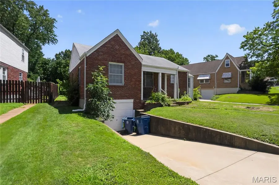 9013 Pallardy Lane, Overland, MO 63114 - #3