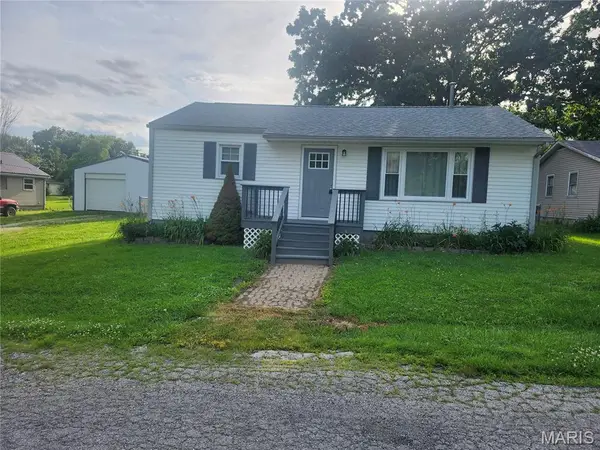 106 S Pearl Street, Bowling Green, MO 63334
